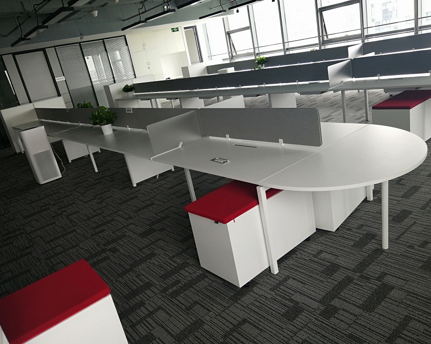 深圳辦公家具工程現(xiàn)場(chǎng)